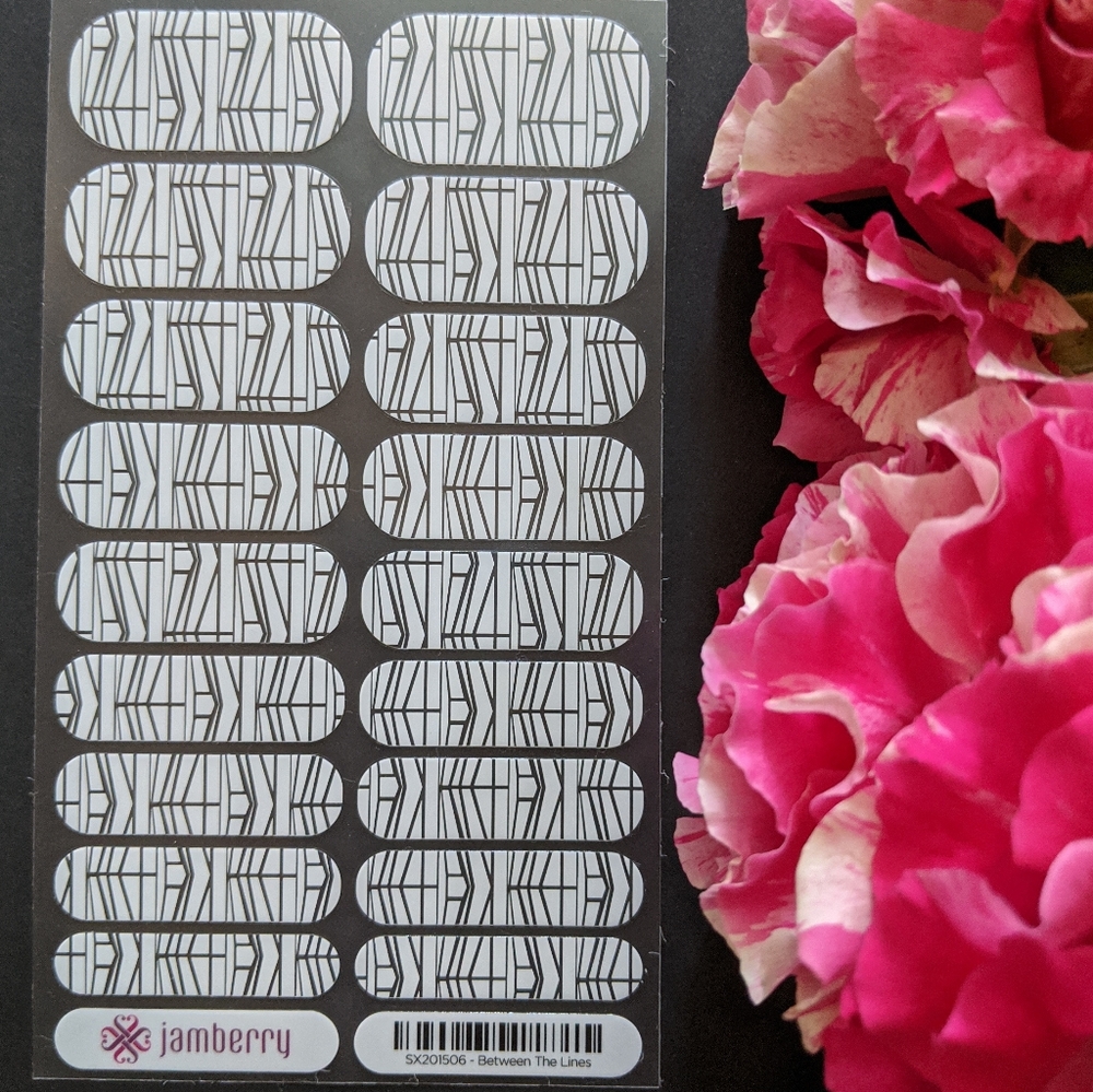 Between the Lines Nail Wraps